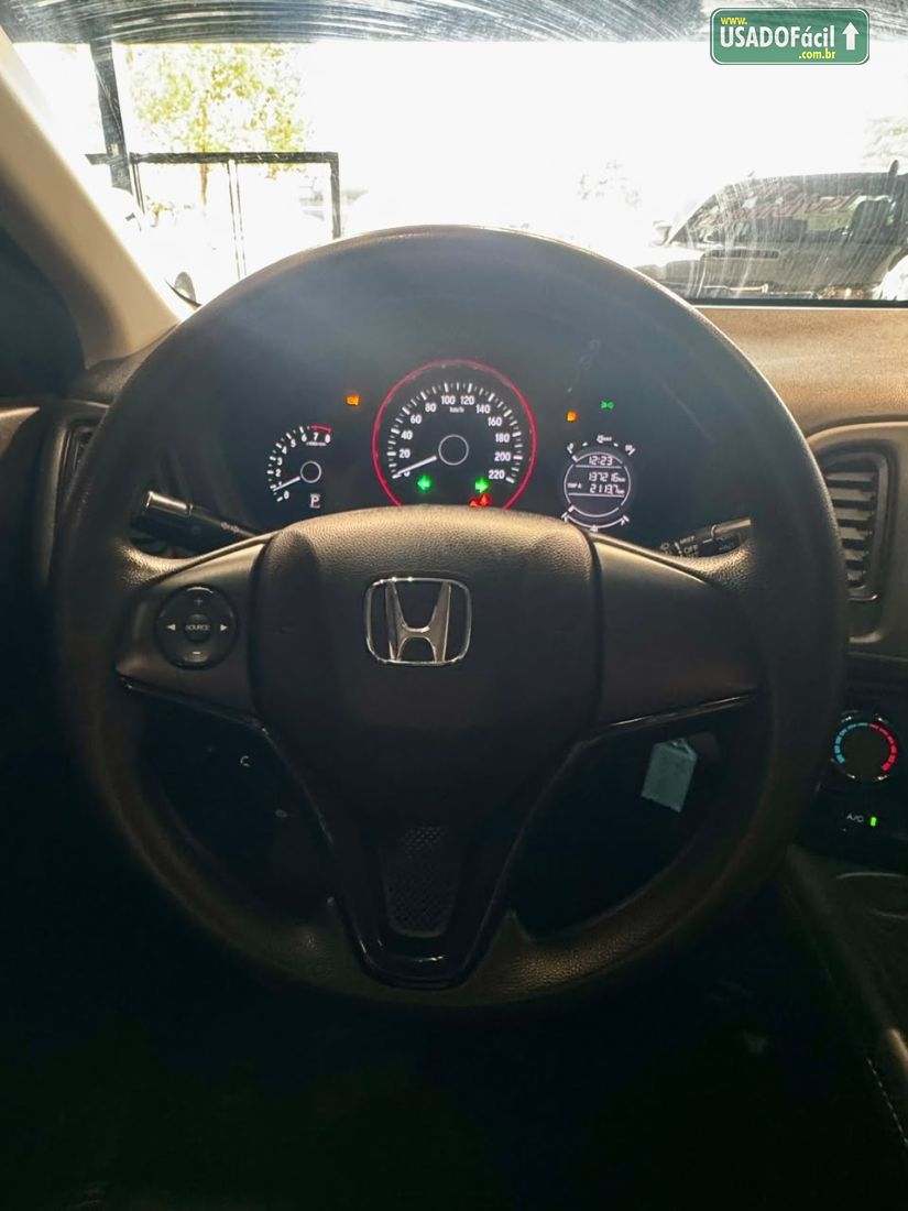 Honda HRV LX 1.8 Automático Flex 2016/2017 — foto 2 de 16