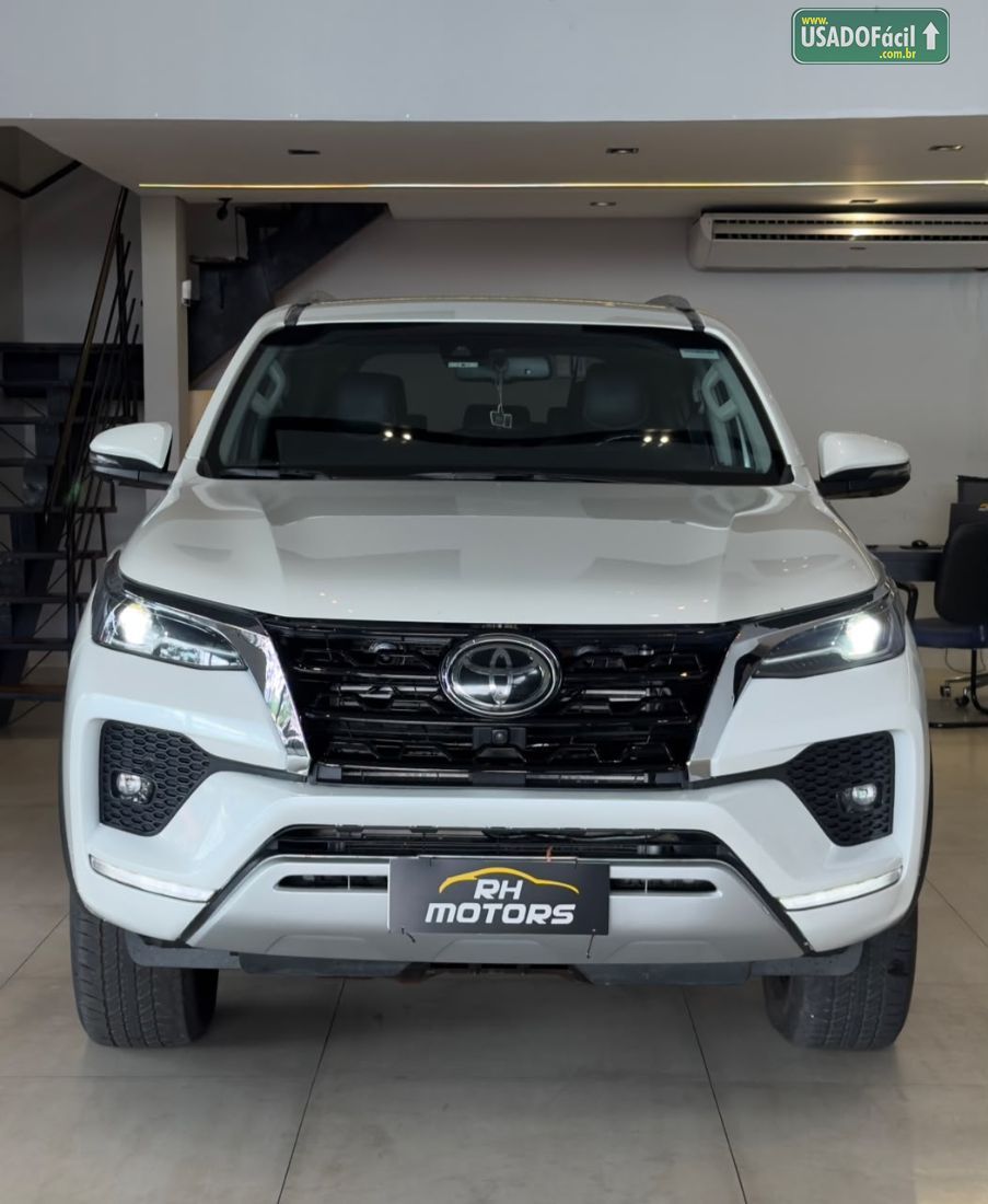 Toyota Hilux SW4 SRX 2.8 4x4 TDI Automático Diesel 2022/2022 — foto 2 de 15