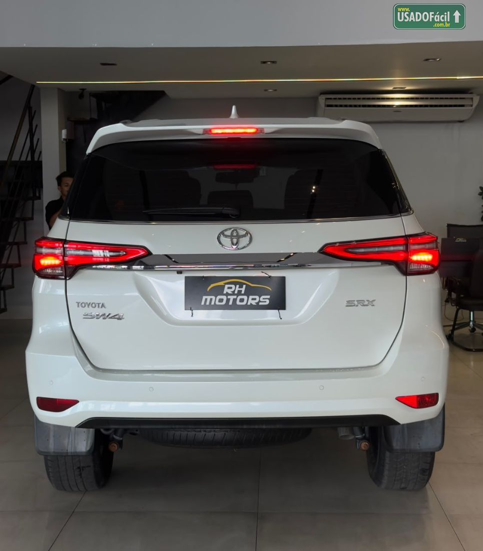Toyota Hilux SW4 SRX 2.8 4x4 TDI Automático Diesel 2022/2022 — foto 5 de 15