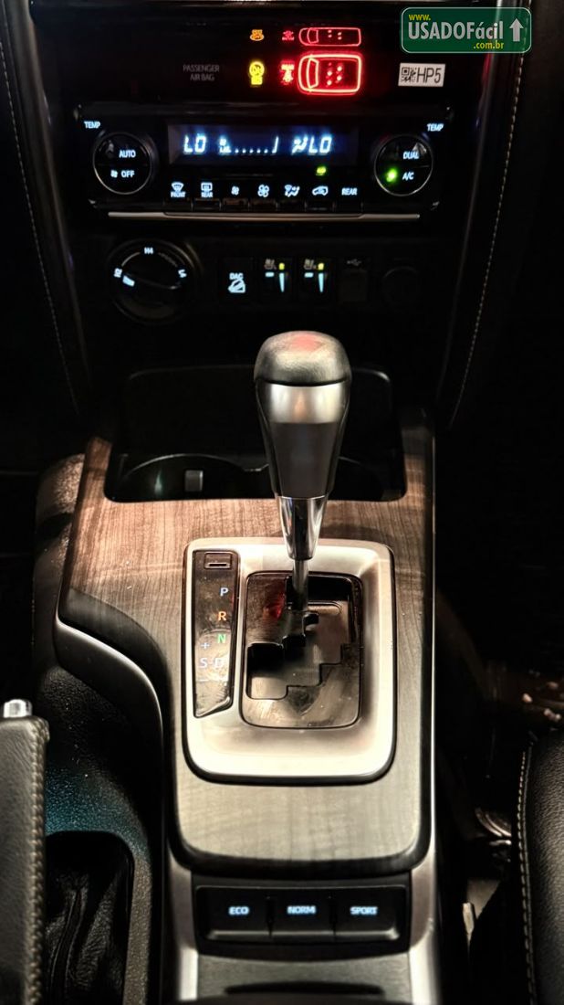 Toyota Hilux SW4 SRX 2.8 4x4 TDI Automático Diesel 2022/2022 — foto 8 de 15