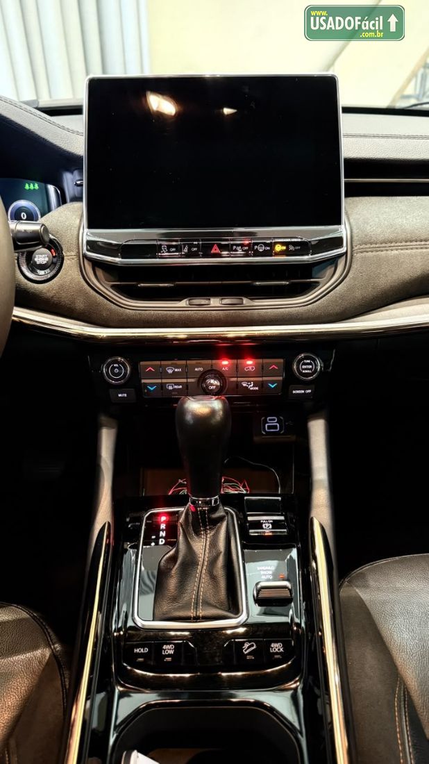 Jeep Commander Limited TD380 2.0 4x4 Automático Diesel 2022/2022 — foto 10 de 13