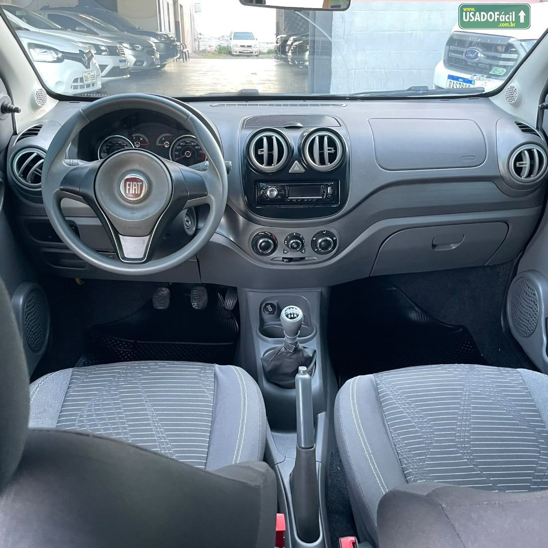 Fiat Palio Attractive 1.0 EVO Fire Flex 5P 2015/2016 — foto 7 de 9