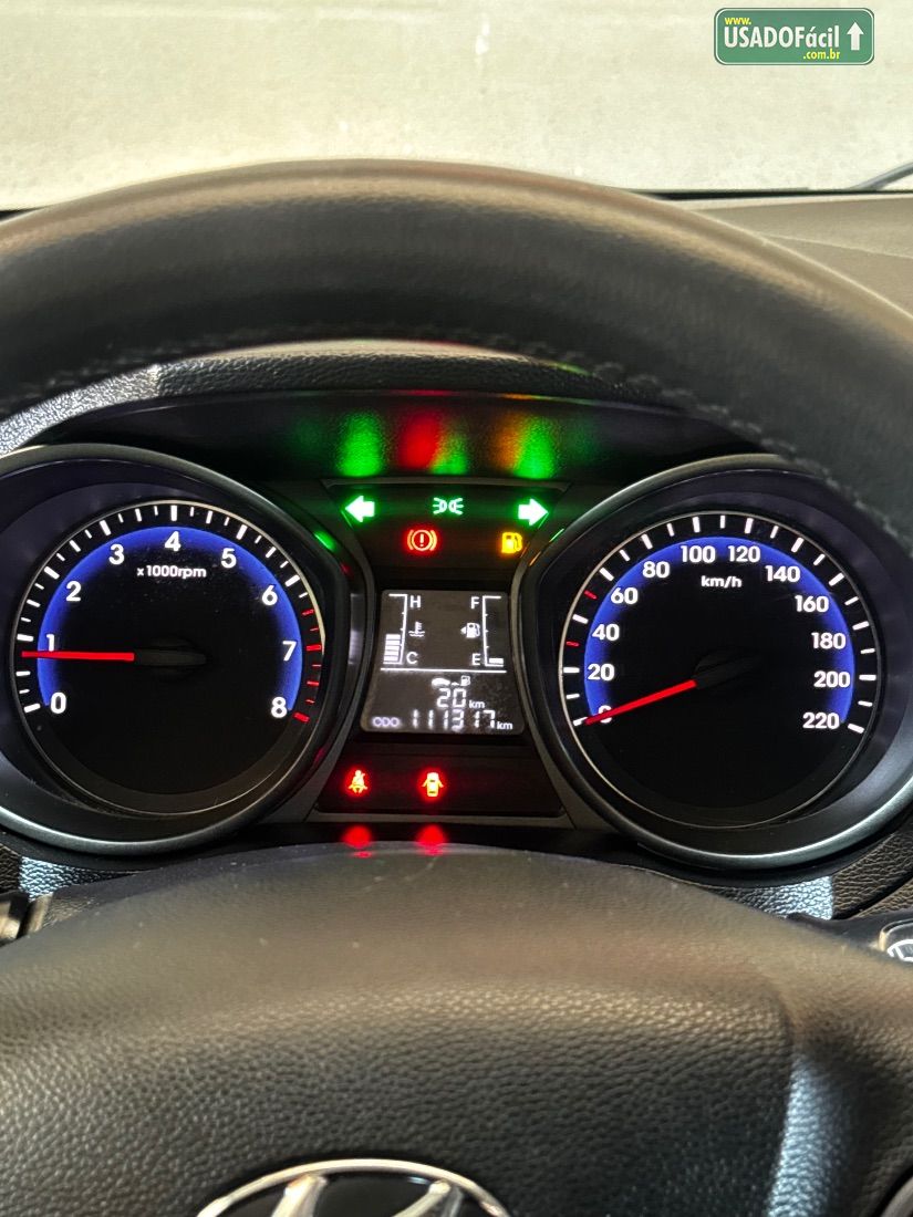 Hyundai HB20 Hatch Comfort Style 1.0 Flex 2016/2017 — foto 10 de 15