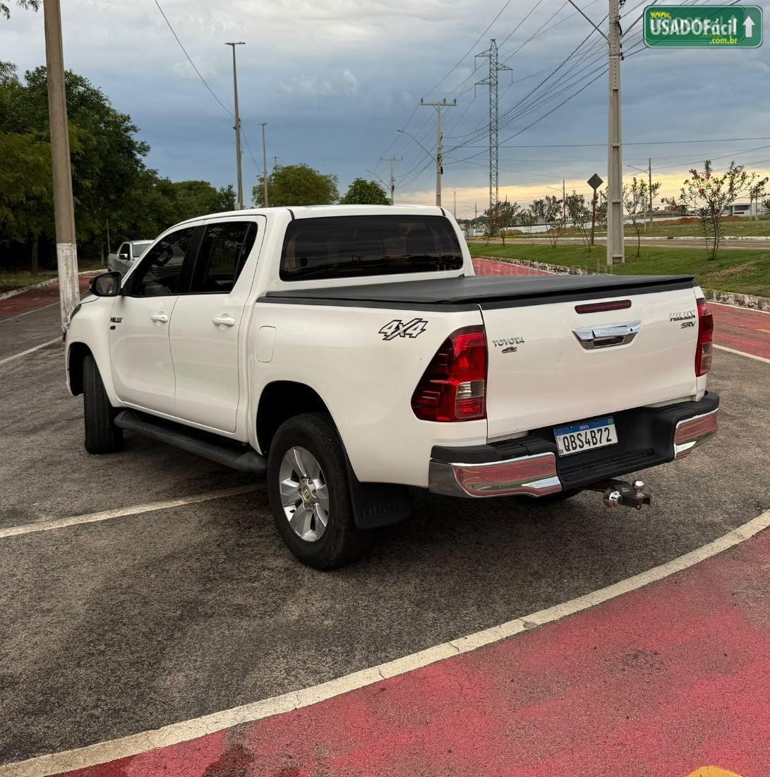 TOYOTA Hilux SRV CD 2.7 4X2 Automático Flex 2017/2017 — foto 4 de 8