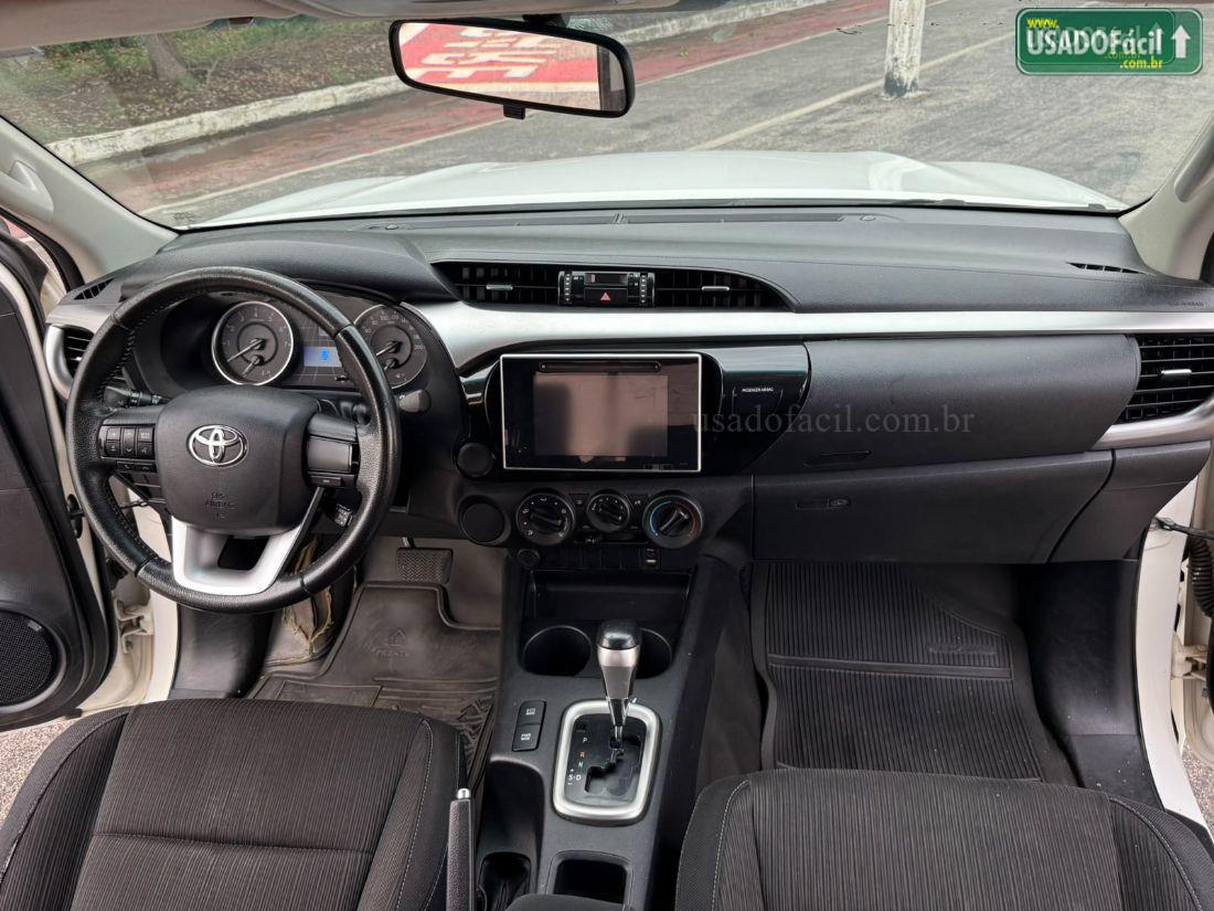 TOYOTA Hilux SRV CD 2.7 4X2 Automático Flex 2017/2017 — foto 6 de 8
