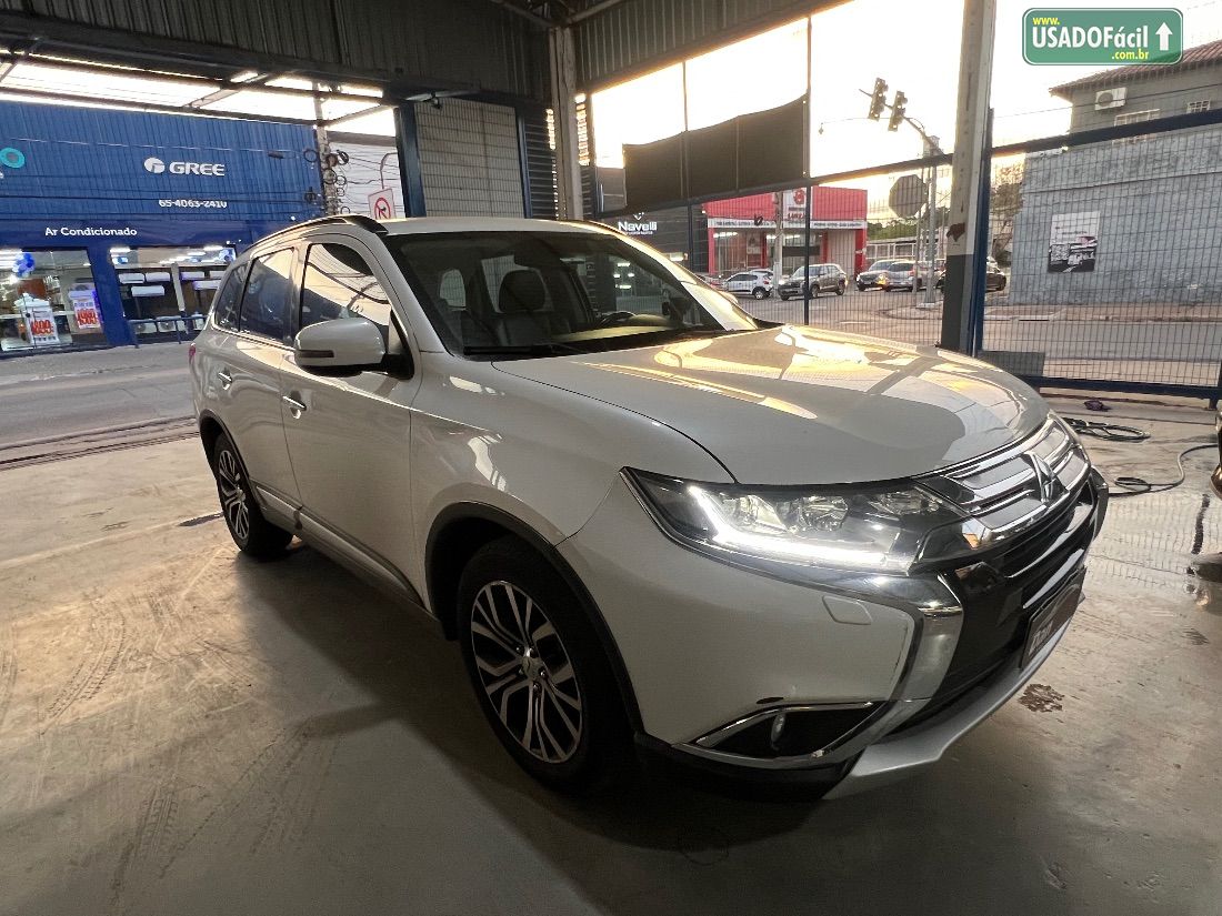 Mitsubishi Outlander 2.2 Automático Diesel 2015/2016 — foto 3 de 16