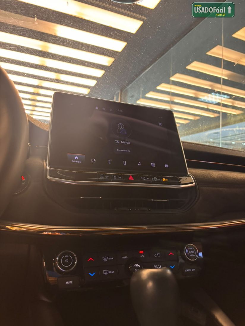 Jeep Commander Limited TD380 2.0 4x4 Automático Diesel 2021/2022 — foto 12 de 14