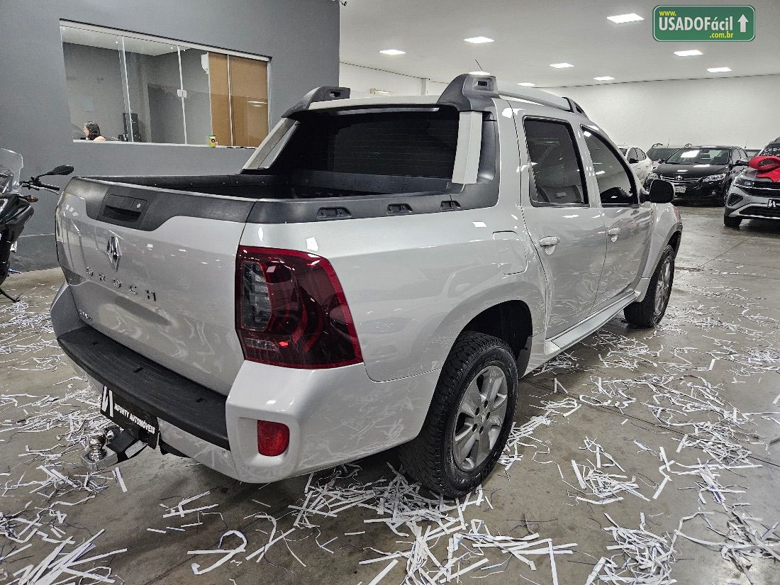 Renault Duster Oroch Dynamique 2.0 16V Automático Flex 2016/2017 — foto 4 de 15