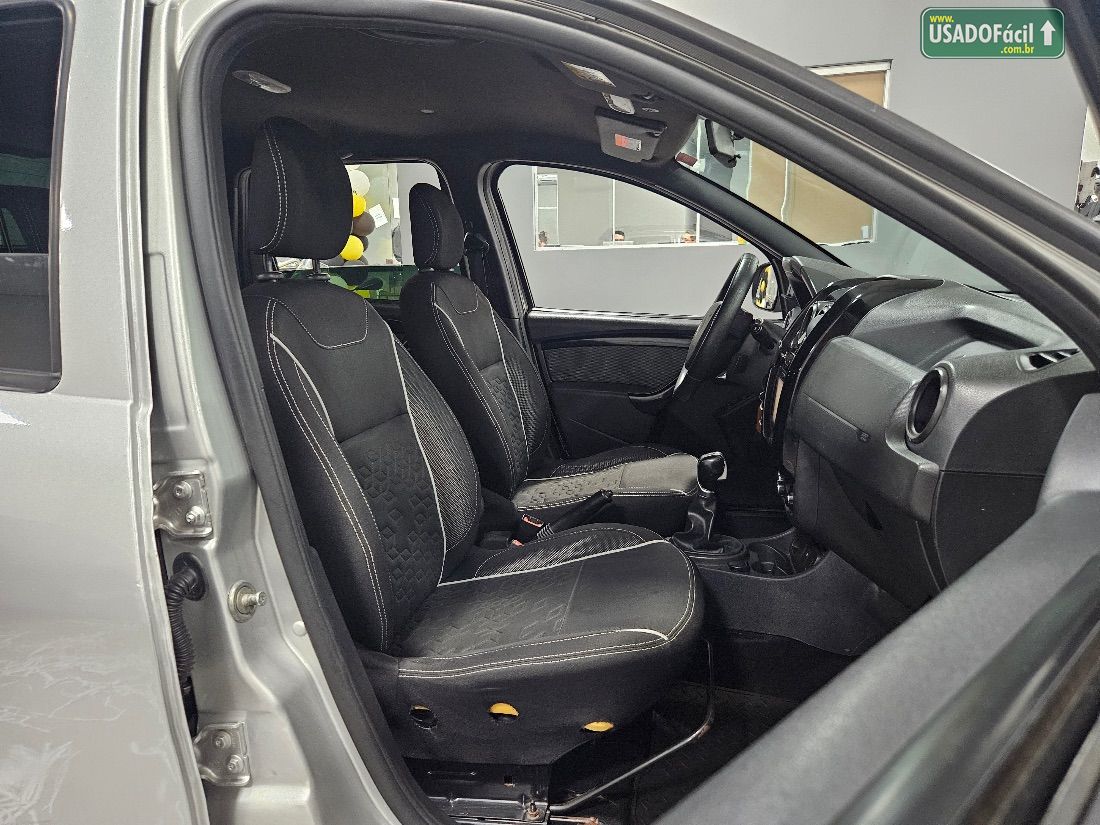 Renault Duster Oroch Dynamique 2.0 16V Automático Flex 2016/2017 — foto 8 de 15