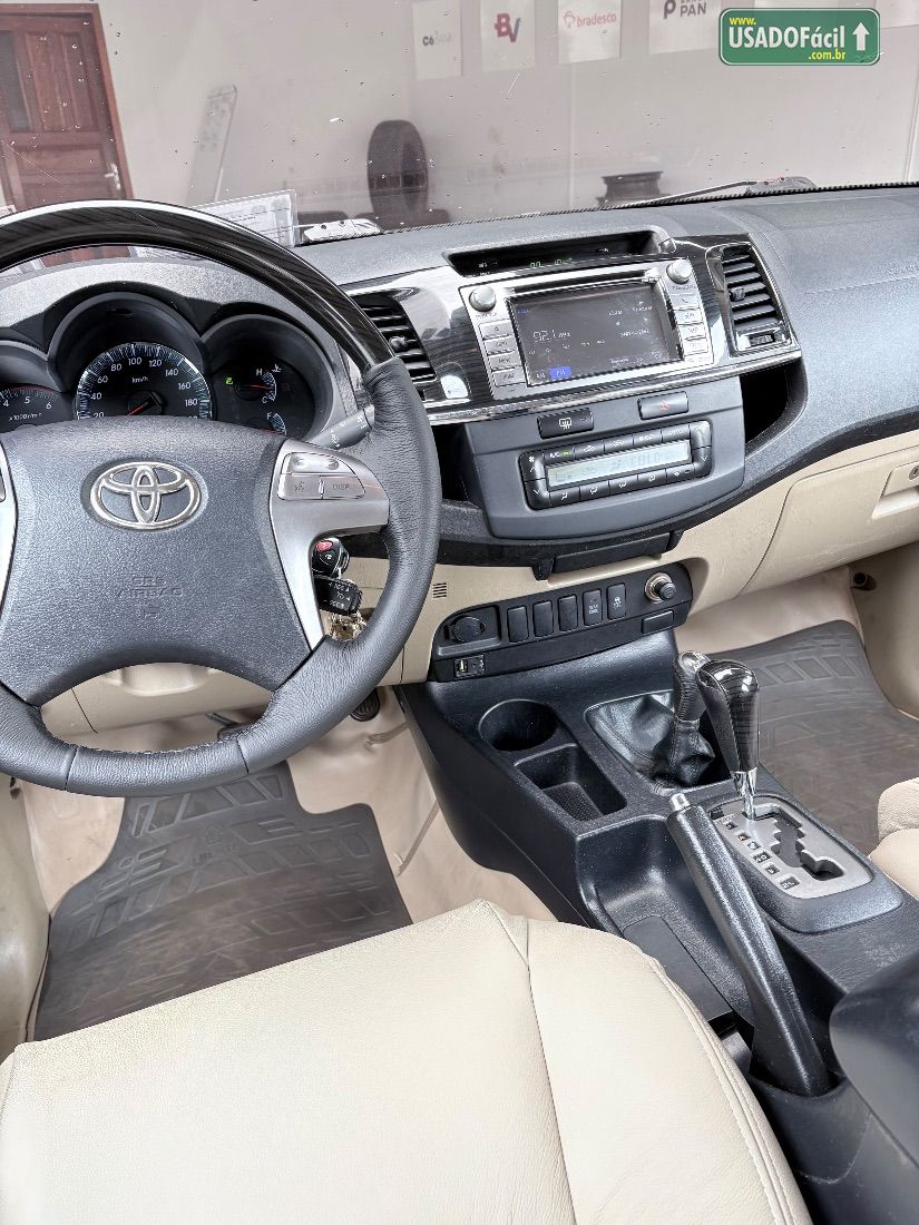 Toyota Hilux SRV CD D4-D 3.0 4x4 TDI Automático Diesel 2015/2015 — foto 15 de 21