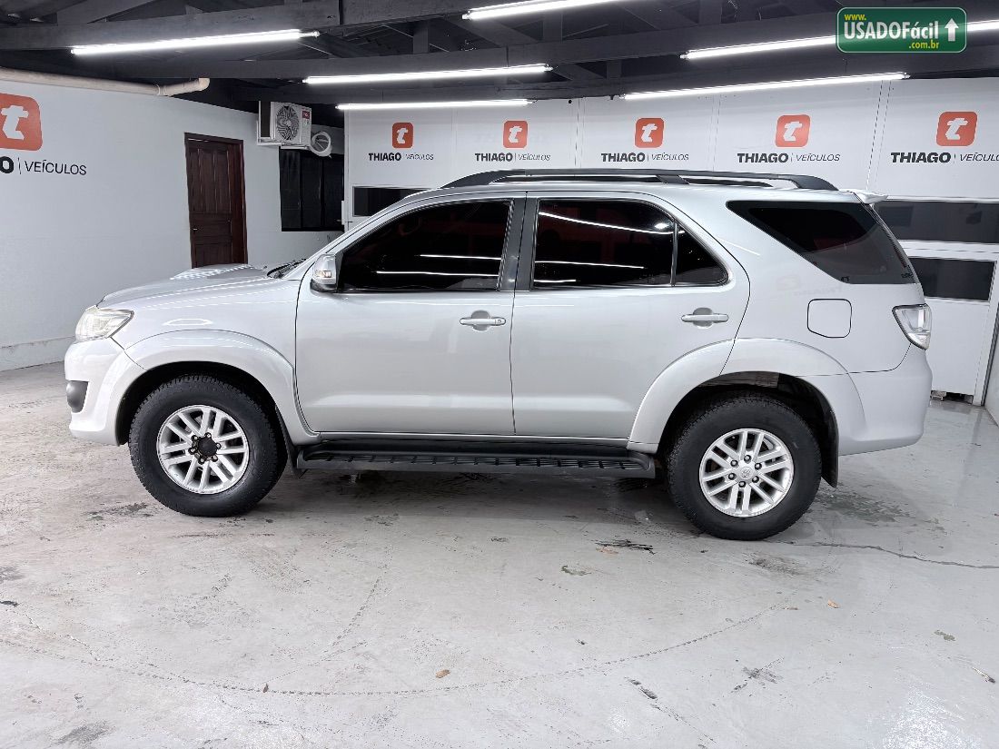 Toyota Hilux SRV CD D4-D 3.0 4x4 TDI Automático Diesel 2015/2015 — foto 4 de 21