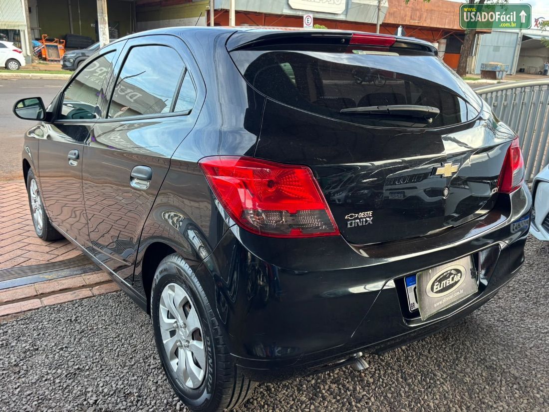 CHEVROLET/GM Onix Joy Hatch 1.0 Mecânico Flex 2019/2019 — foto 2 de 8