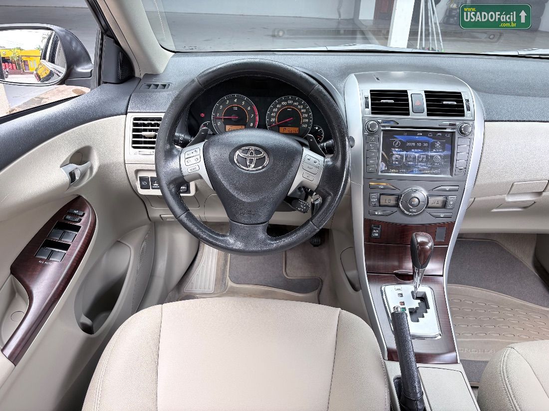 Toyota Corolla Altis 2.0 Automático Flex 2011/2012 — foto 13 de 25