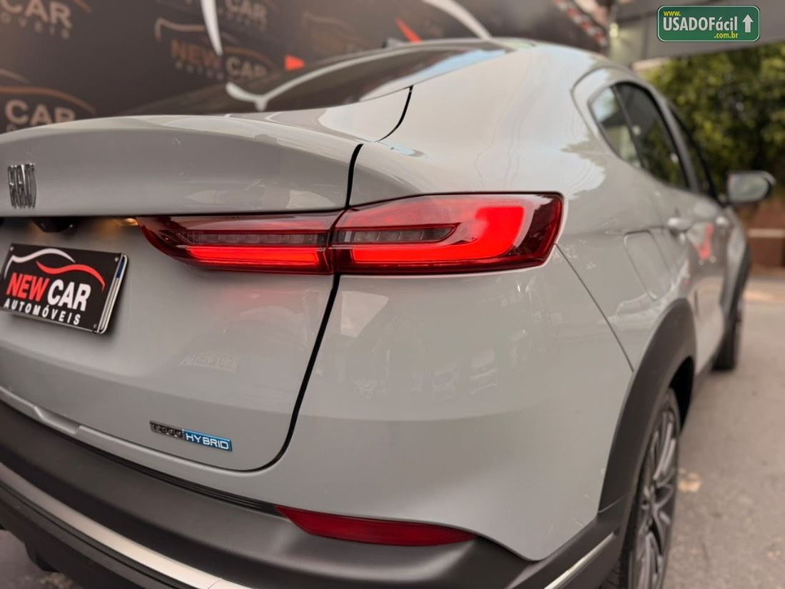 Fiat Fastback Audace 200 Turbo Automático Híbri­do 2025/2026 — foto 13 de 23