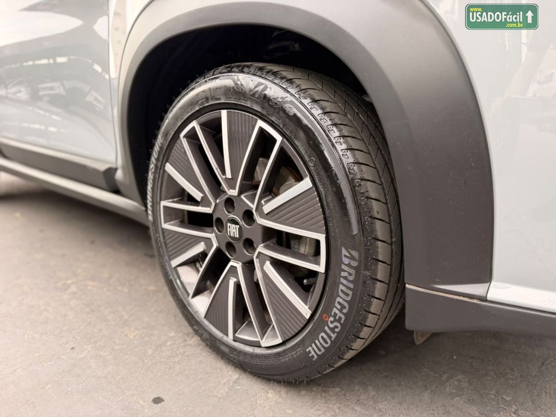 Fiat Fastback Audace 200 Turbo Automático Híbri­do 2025/2026 — foto 14 de 23