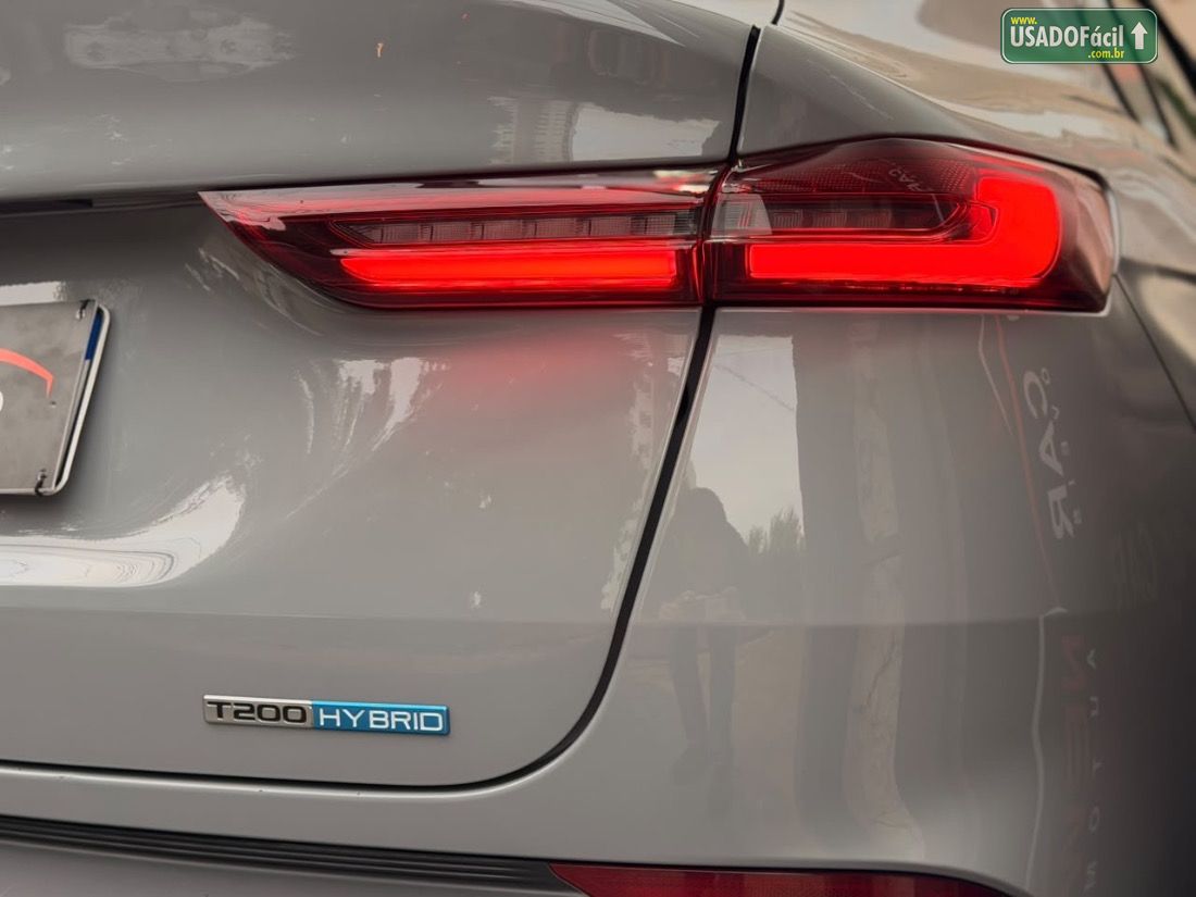 Fiat Fastback Audace 200 Turbo Automático Híbri­do 2025/2026 — foto 6 de 23