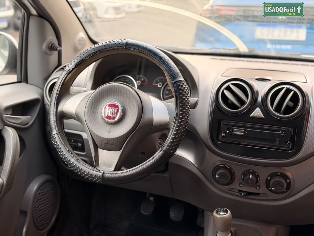 Fiat Palio Attractive 1.0 EVO Fire Flex 5P 2013/2013 — foto 11 de 15