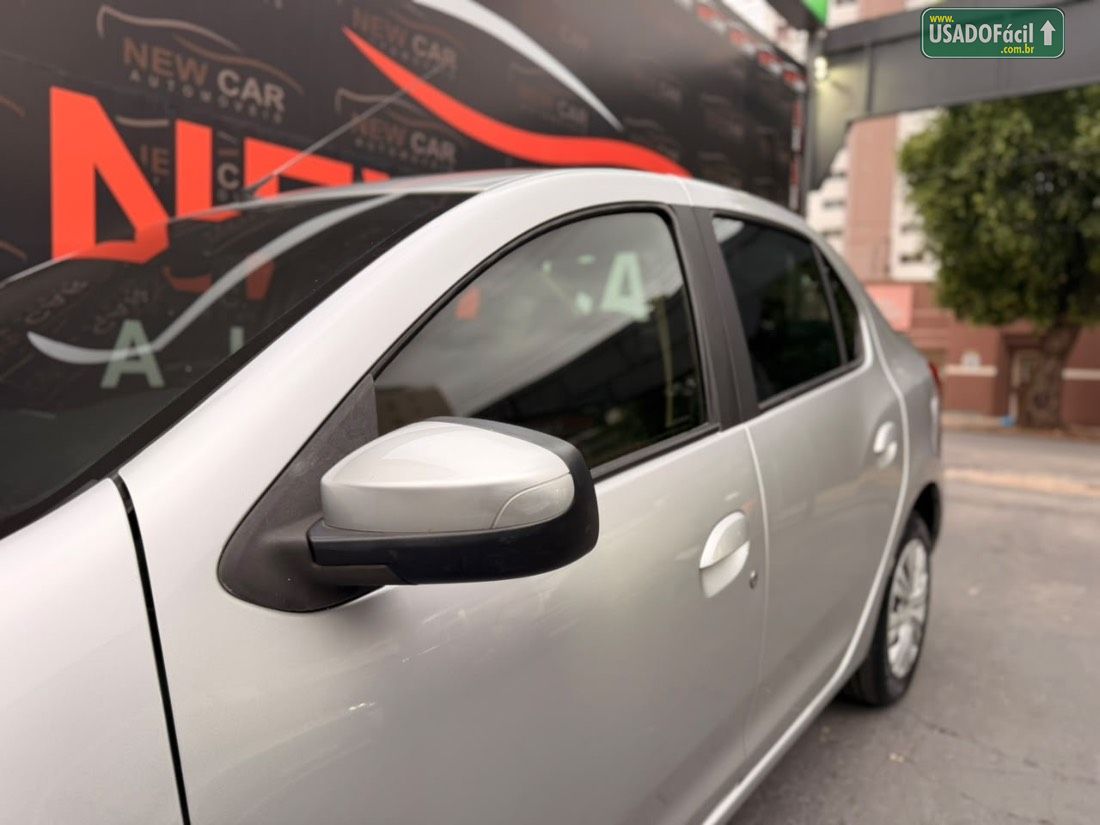 Renault Logan Expression 1.0 Hi-Flex 2014/2014 — foto 5 de 15