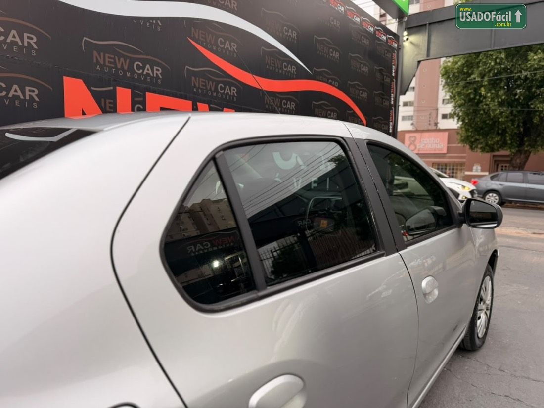 Renault Logan Expression 1.0 Hi-Flex 2014/2014 — foto 9 de 15