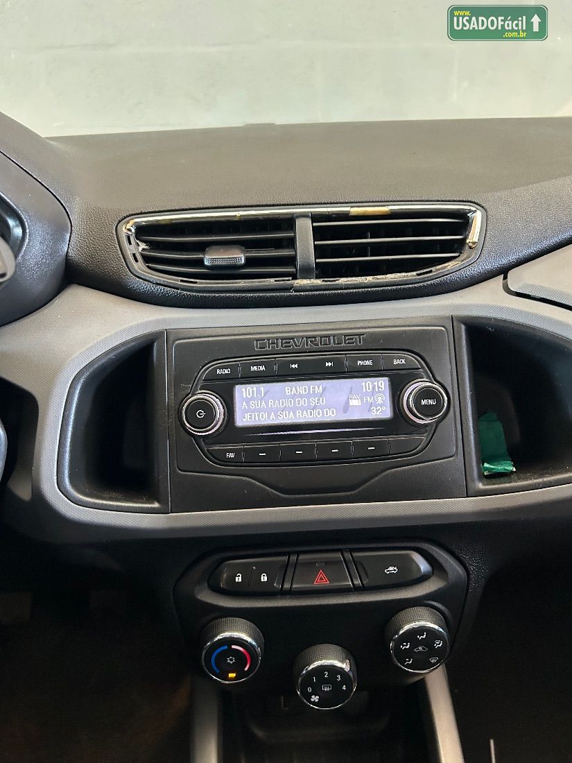 CHEVROLET/GM Onix Hatch LT 1.0 Mecânico Flex 2018/2019 — foto 10 de 15