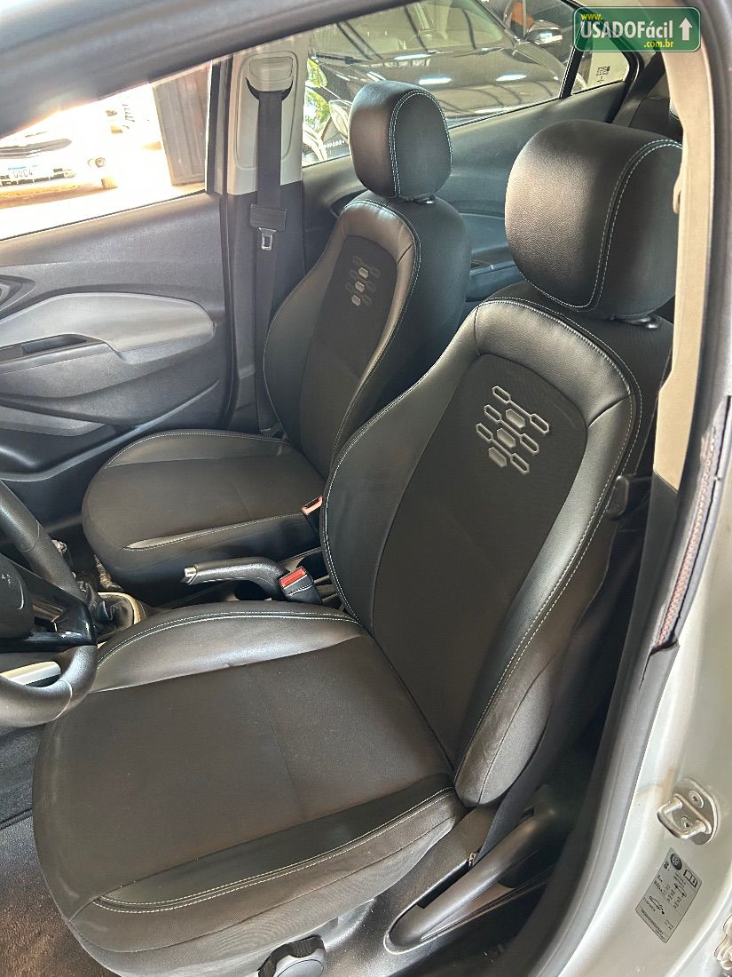 CHEVROLET/GM Onix Hatch LT 1.0 Mecânico Flex 2018/2019 — foto 8 de 15