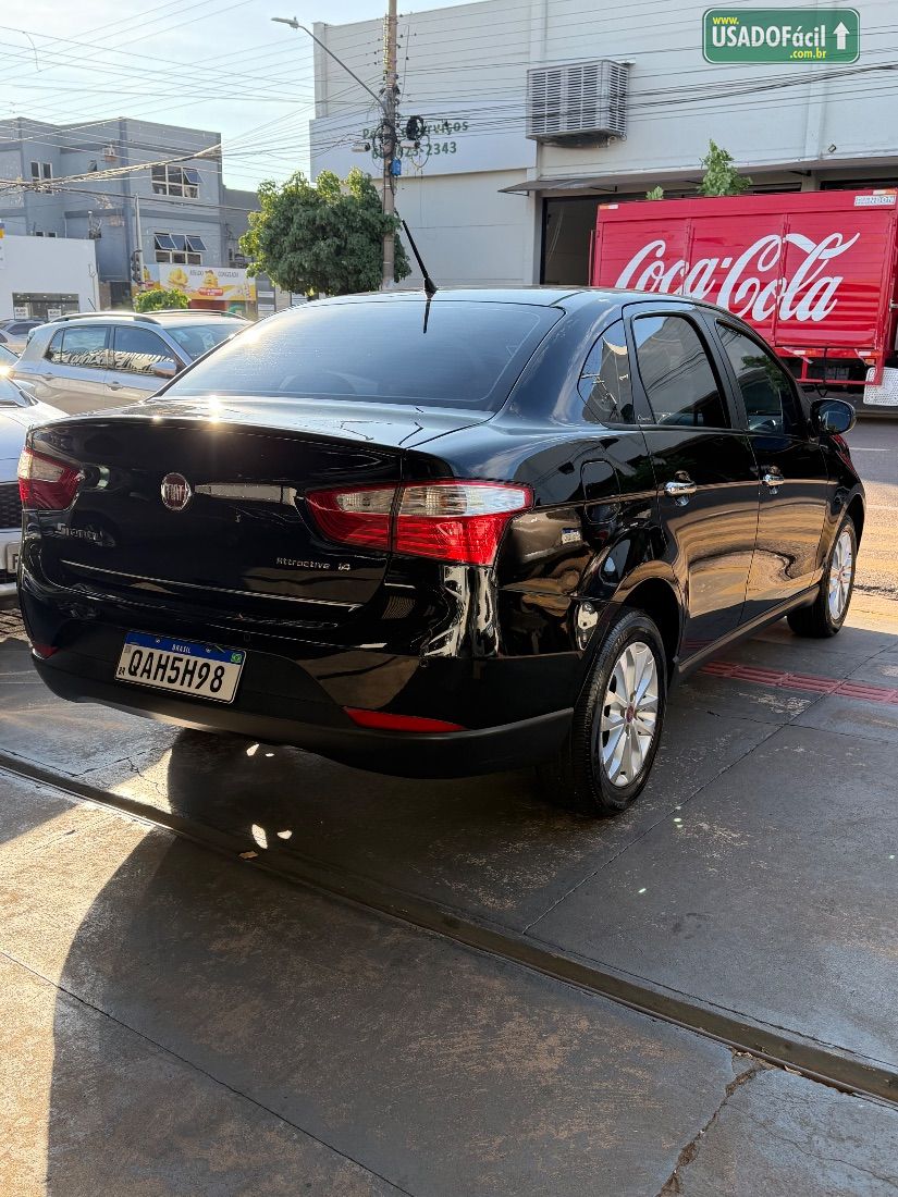 Fiat Grand Siena Attractive 1.4 Evo Fire Flex 2017/2018 — foto 3 de 6