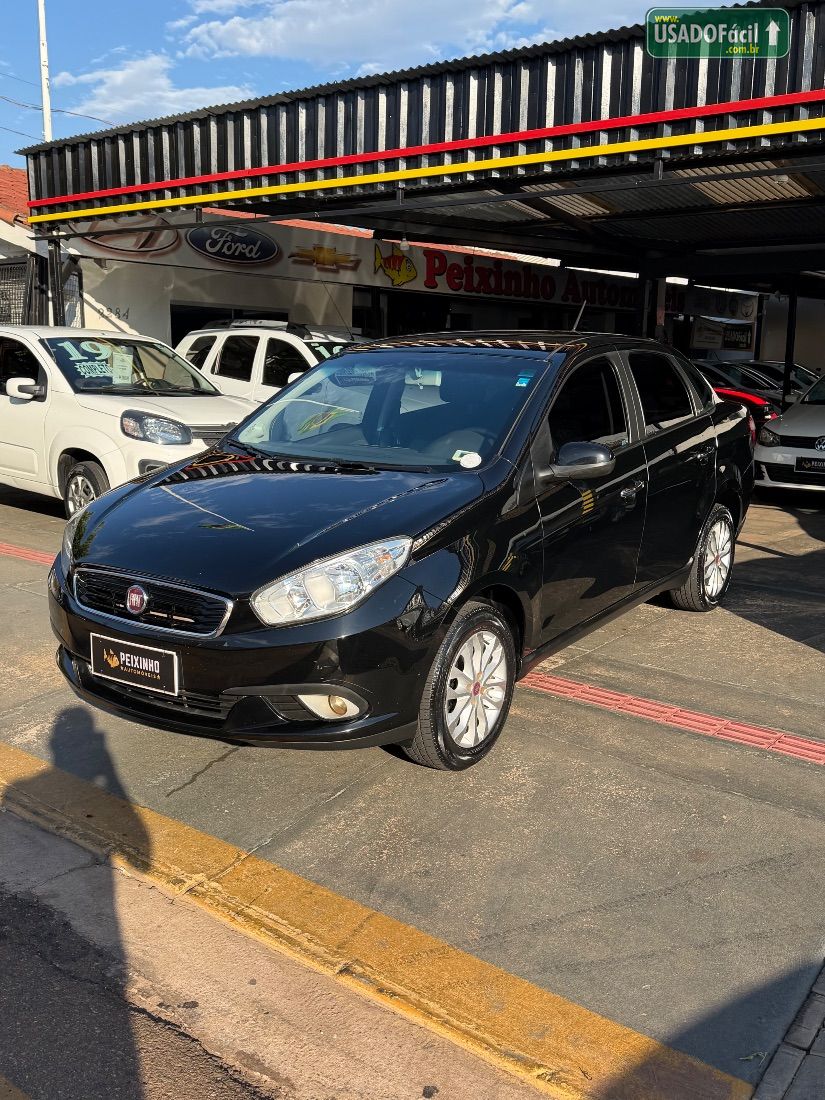 Fiat Grand Siena Attractive 1.4 Evo Fire Flex 2017/2018 — foto 2 de 6
