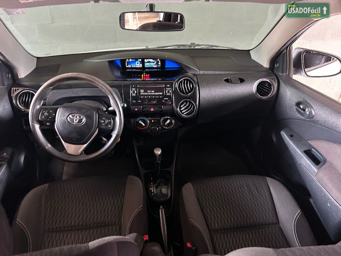 Toyota Etios Sedan XS 1.5 Automático Flex 2017/2018 — foto 14 de 15