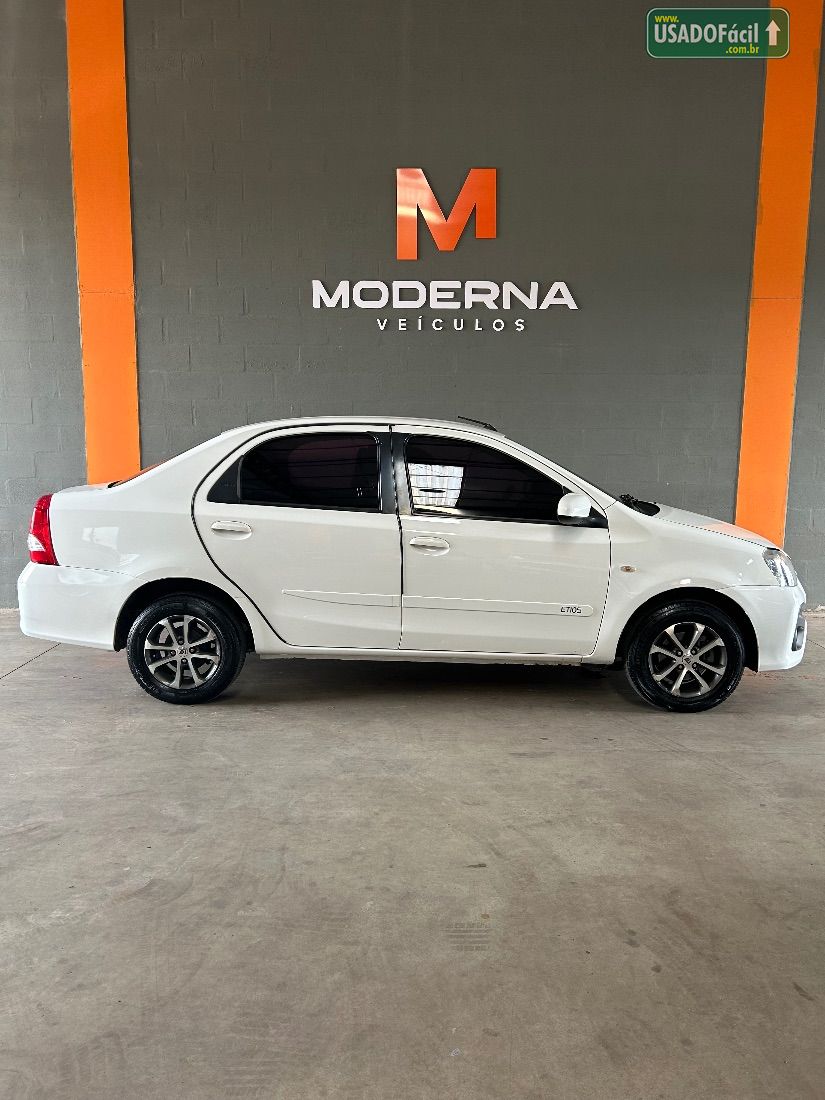 Toyota Etios Sedan XS 1.5 Automático Flex 2017/2018 — foto 4 de 15