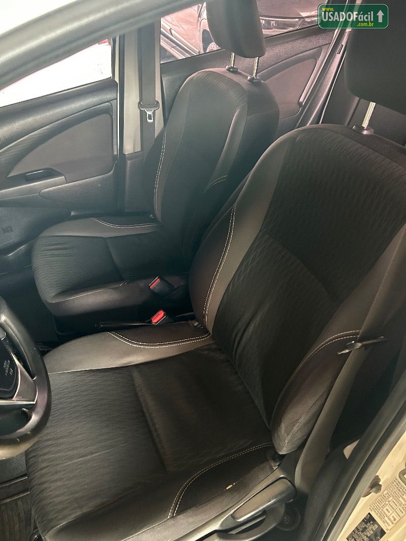 Toyota Etios Sedan XS 1.5 Automático Flex 2017/2018 — foto 7 de 15