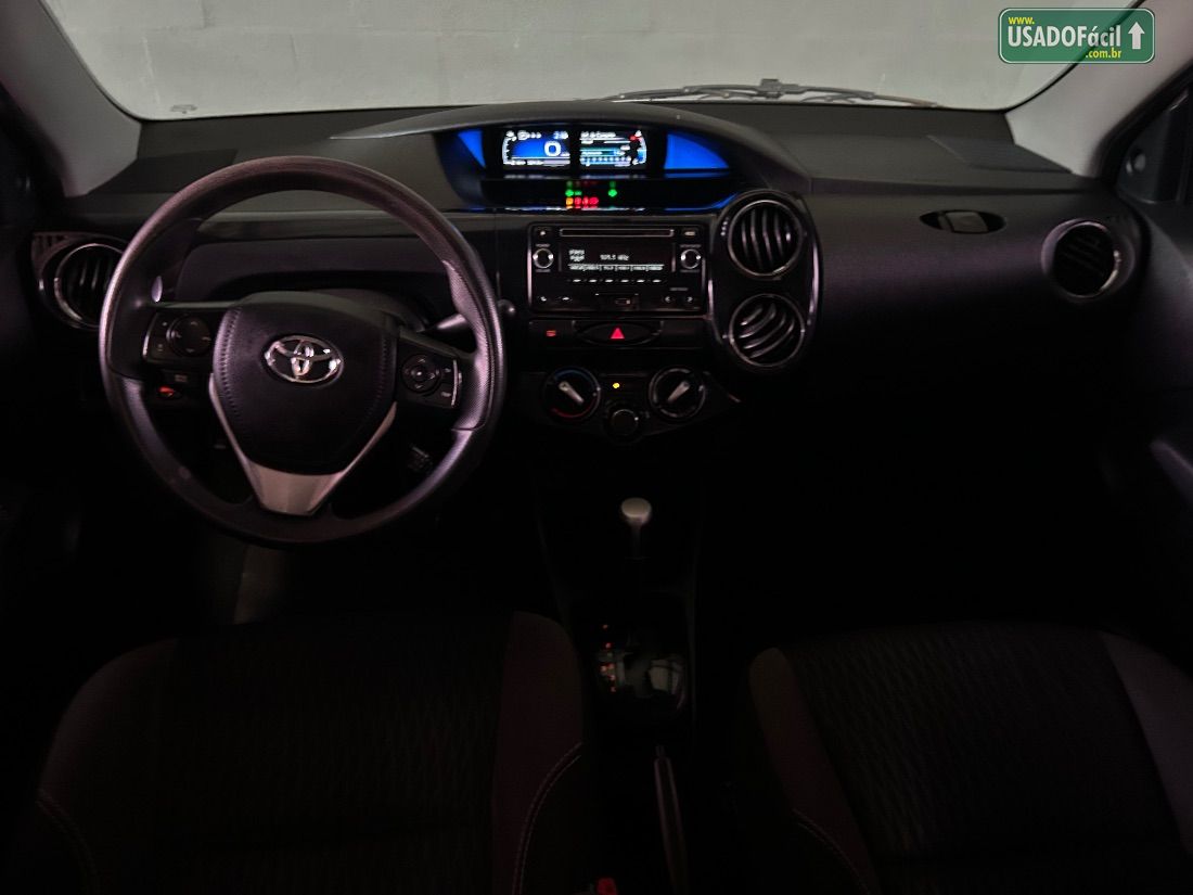 Toyota Etios Sedan XS 1.5 Automático Flex 2017/2018 — foto 8 de 15