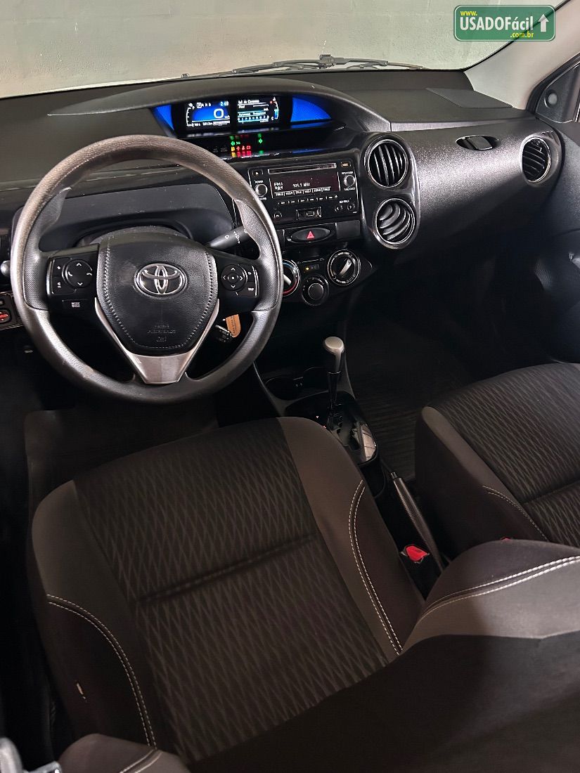 Toyota Etios Sedan XS 1.5 Automático Flex 2017/2018 — foto 9 de 15