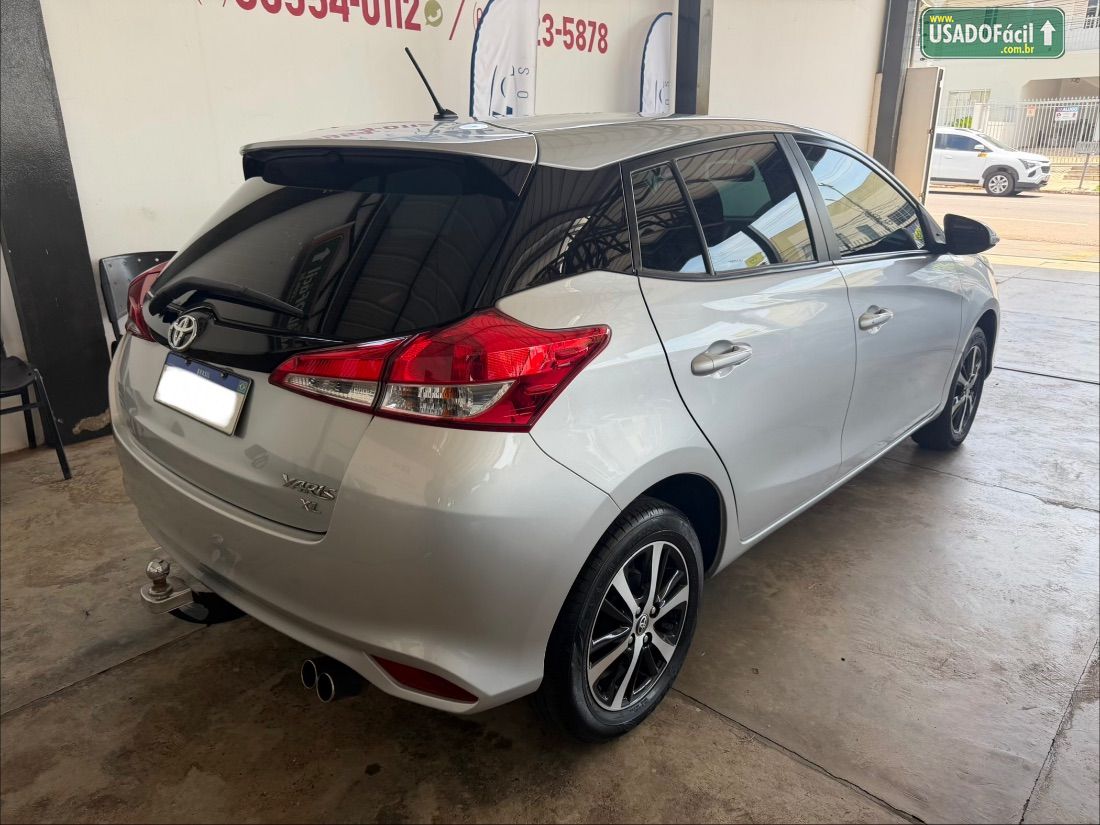 Toyota Yaris Hatch XL Plus Connect 1.5 Automático Flex 2020/2021 — foto 2 de 8