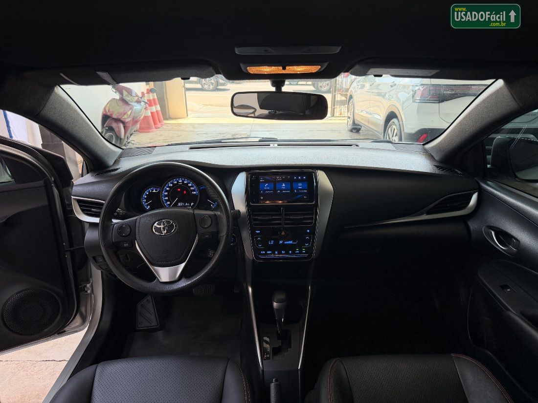 Toyota Yaris Hatch XL Plus Connect 1.5 Automático Flex 2020/2021 — foto 5 de 8