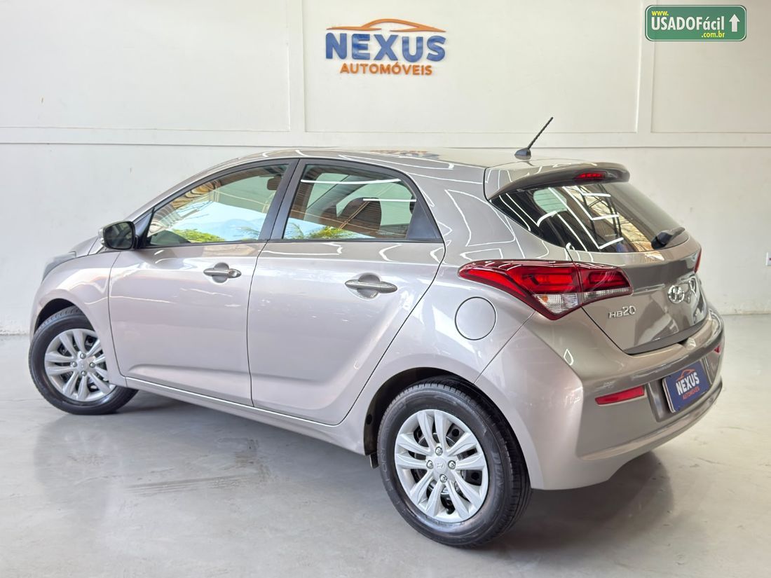 HYUNDAI HB20 Hatch Comfort Plus 1.6 Flex 2018/2019 — foto 3 de 19
