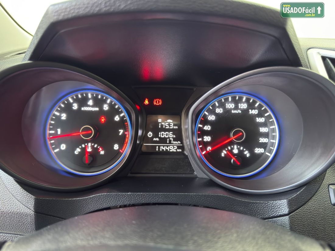 HYUNDAI HB20 Hatch Comfort Plus 1.6 Flex 2018/2019 — foto 8 de 19