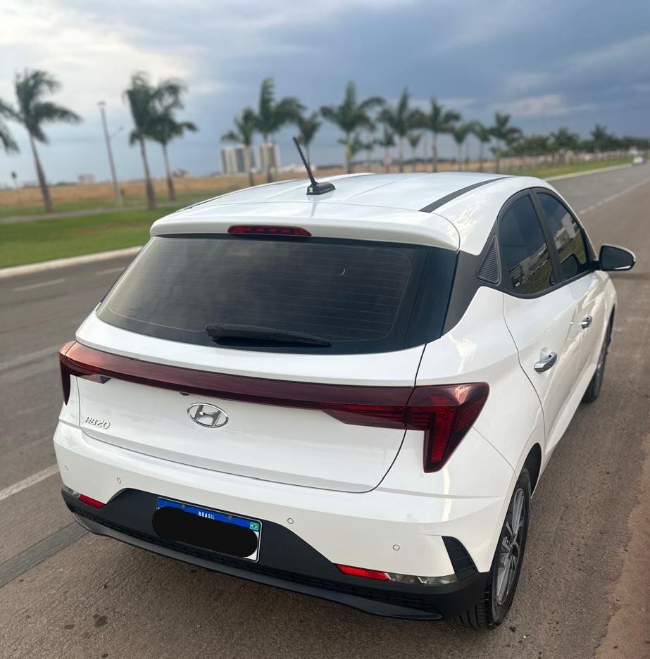 Hyundai HB20 Hatch Limited Plus 1.0 Mecânico Flex 2024/2025 — foto 4 de 15