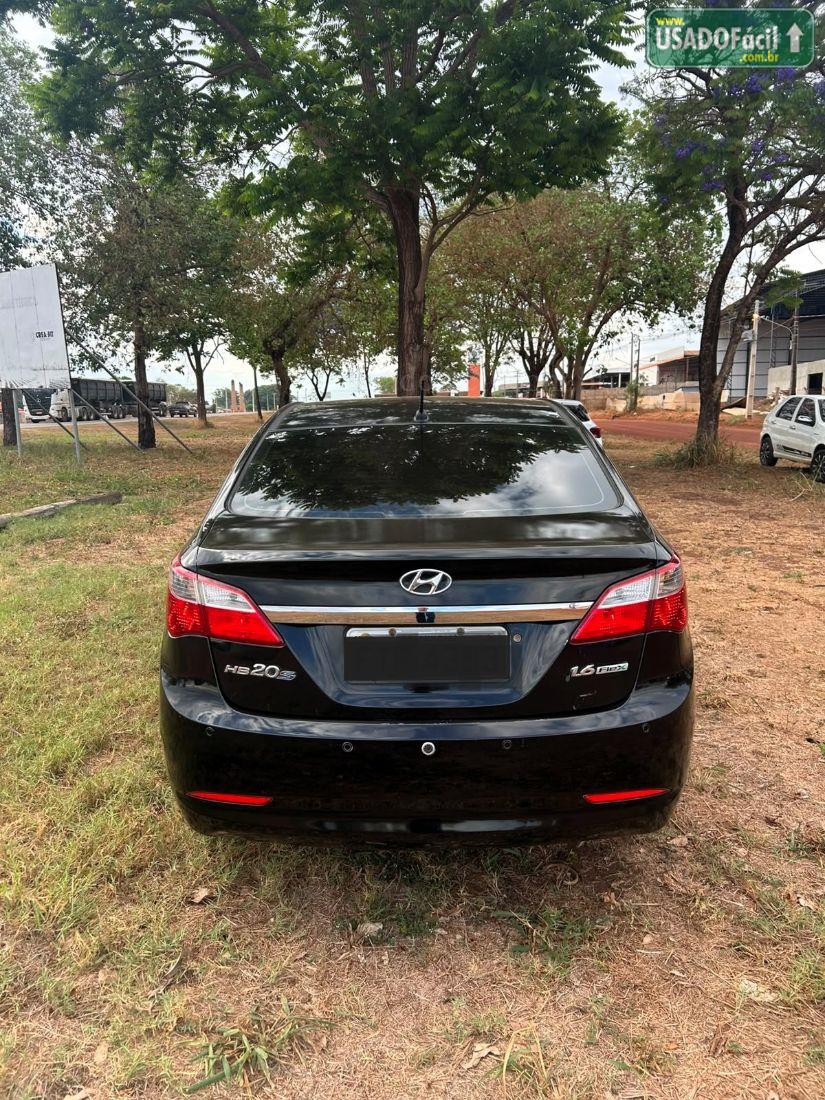 HYUNDAI HB20S Sedan Comfort Plus 1.6 Mecânico Flex 2014/2014 — foto 4 de 8