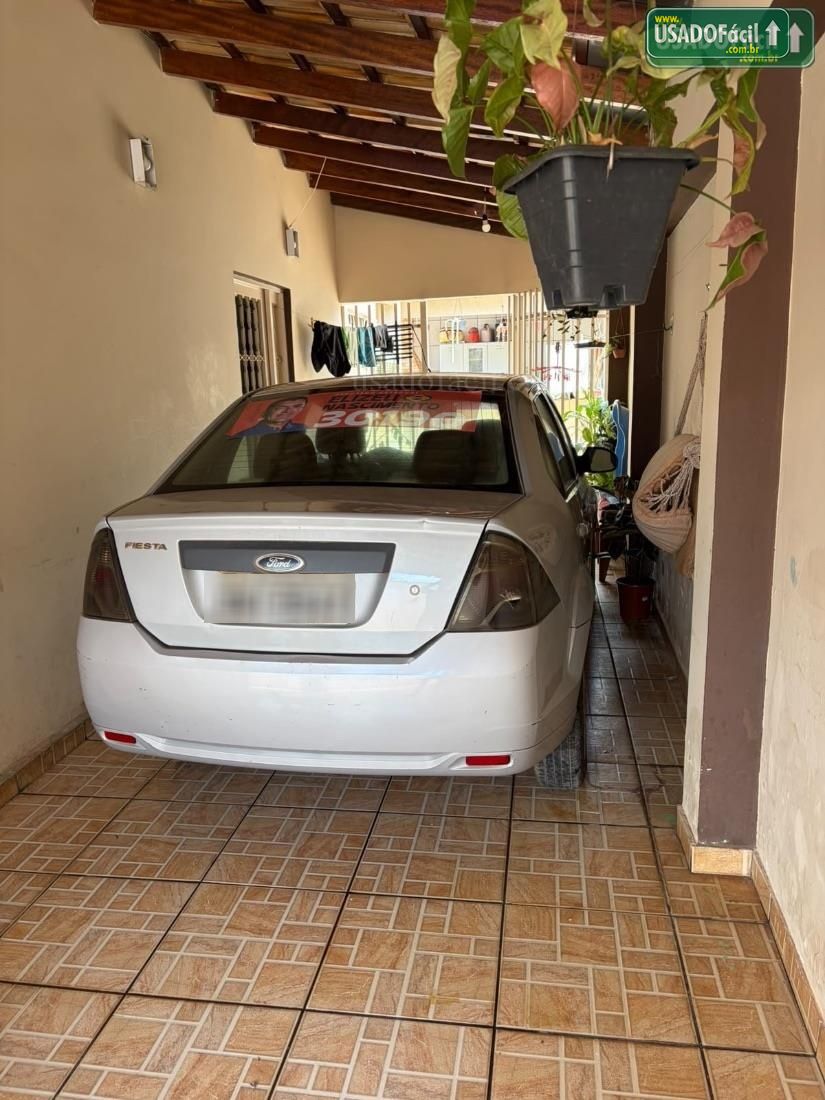 FORD Fiesta Sedan S 1.0 Flex 4P 2013/2014 — foto 3 de 11