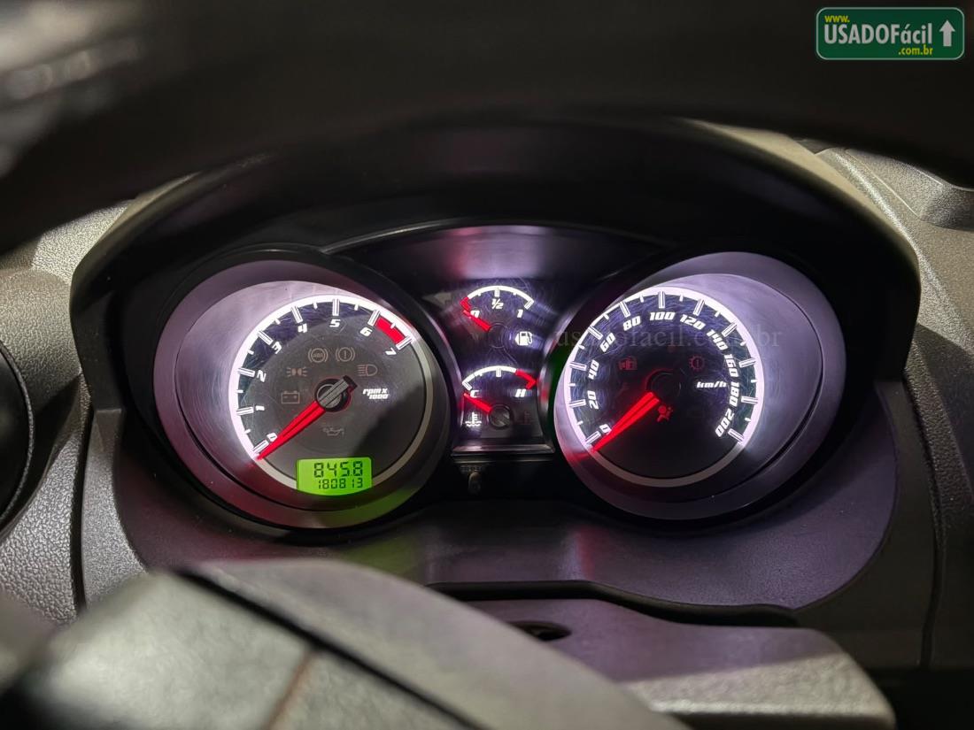 FORD Fiesta Sedan S 1.0 Flex 4P 2013/2014 — foto 8 de 11