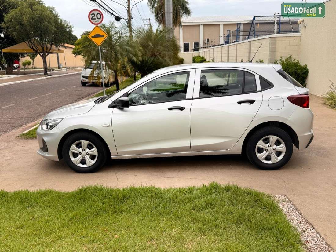 CHEVROLET/GM Onix Hatch 1.0 Mecânico Flex 2021/2021 — foto 9 de 16