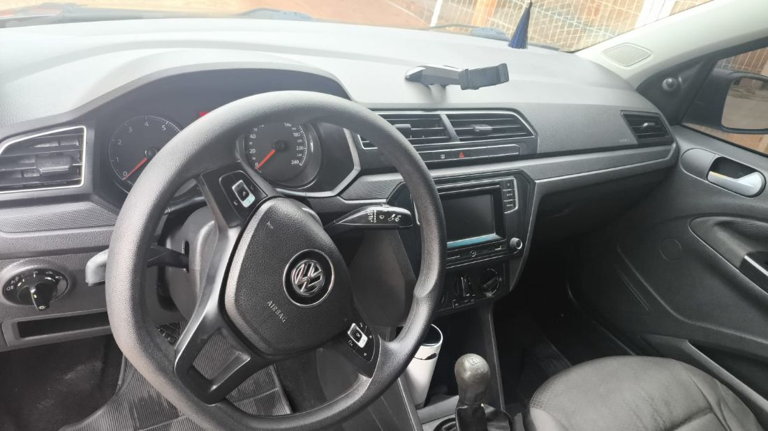 Volkswagen Voyage Trendline 1.6 Total Flex 2017/2017 — foto 2 de 10