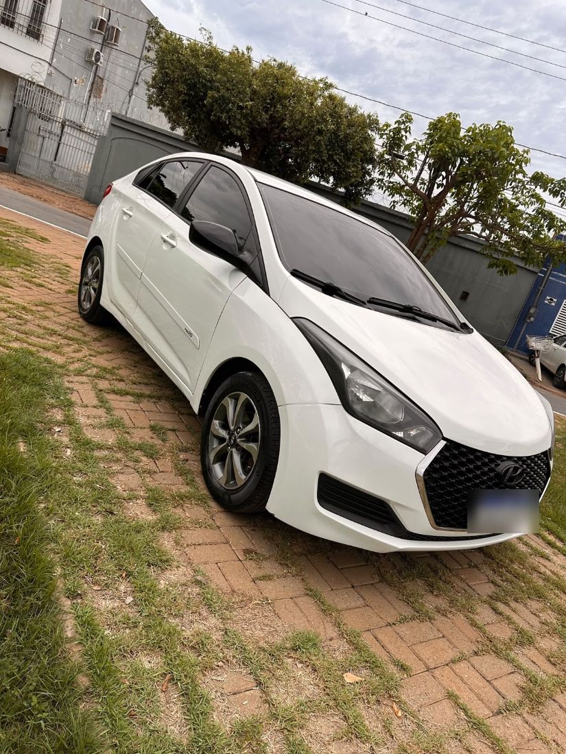 Hyundai HB20S Sedan Comfort Style 1.0 Mecânico Flex 2014/2015 — foto 6 de 12