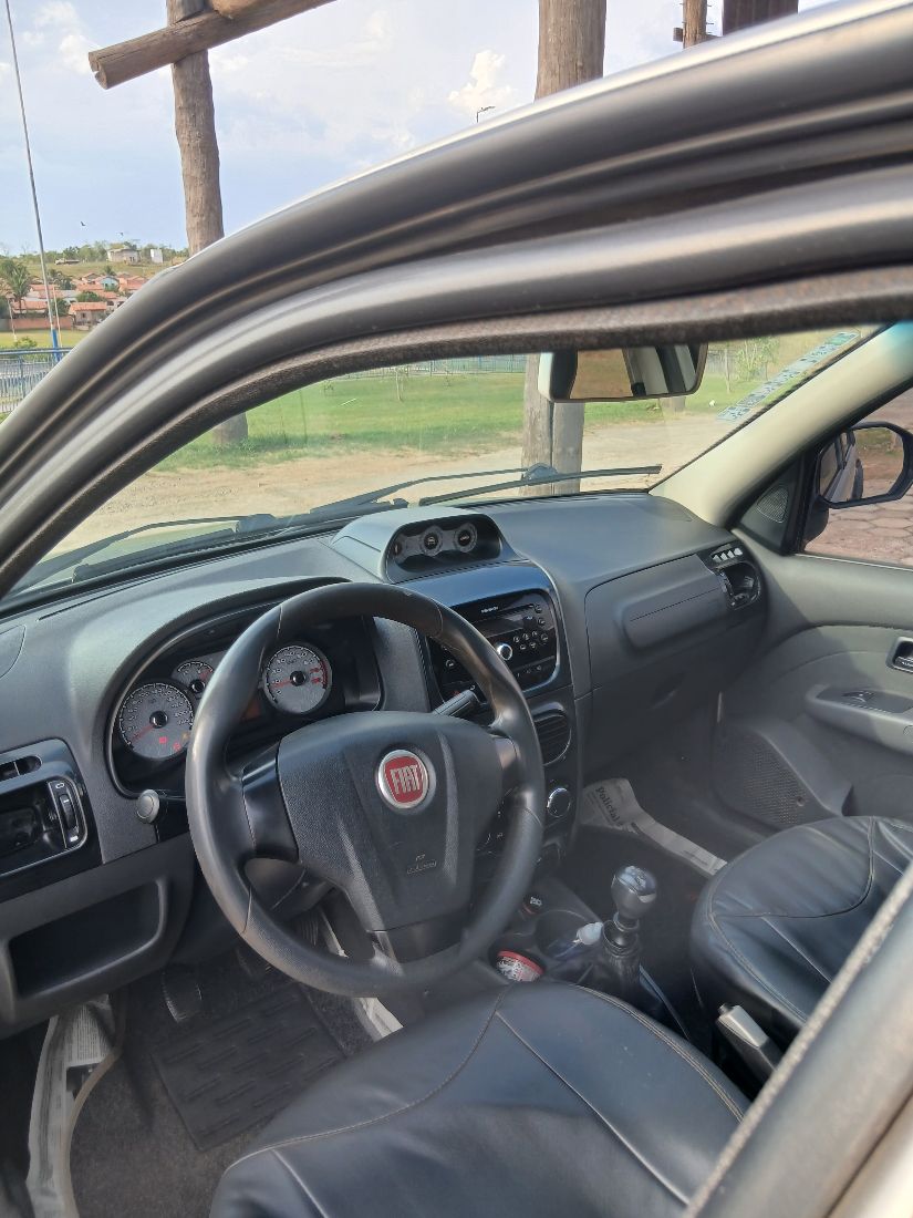 Fiat Palio Weekend Adventure 1.8 Flex 2014/2014 — foto 11 de 15