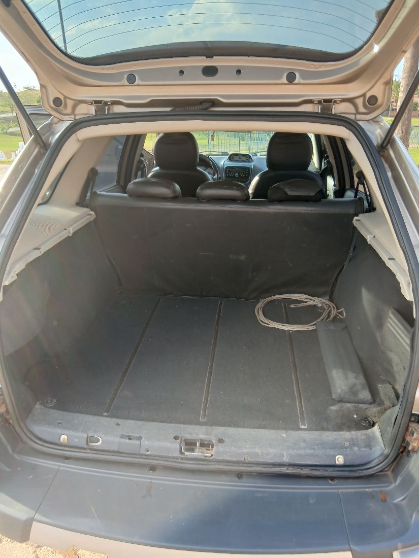 Fiat Palio Weekend Adventure 1.8 Flex 2014/2014 — foto 14 de 15