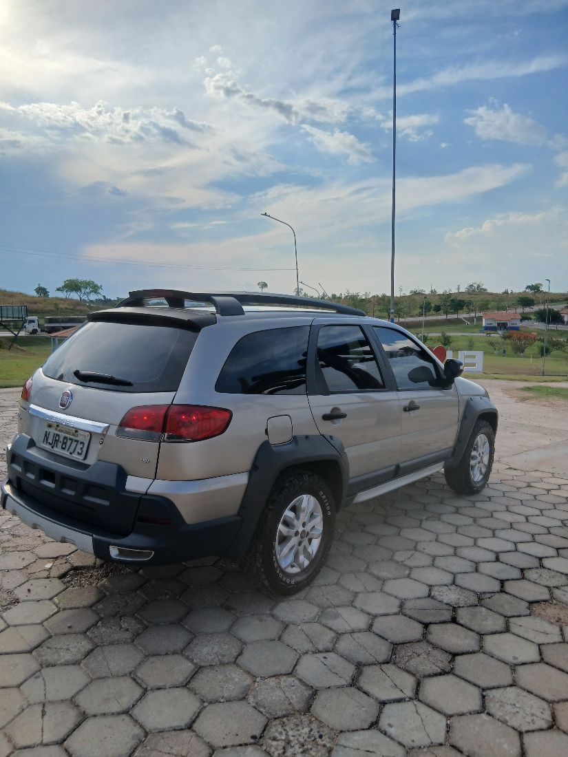 Fiat Palio Weekend Adventure 1.8 Flex 2014/2014 — foto 7 de 15
