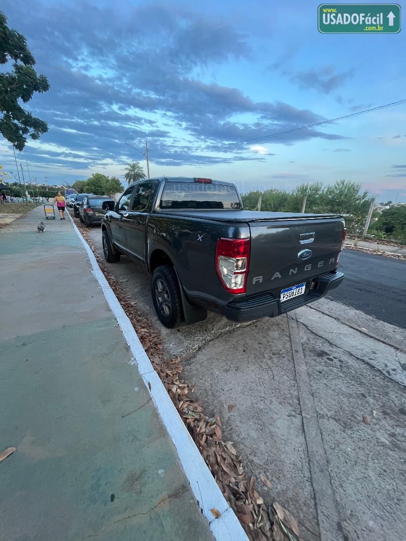 FORD Ranger XLS CD 2.2 4x4 Automático Diesel 2016/2017 — foto 3 de 4