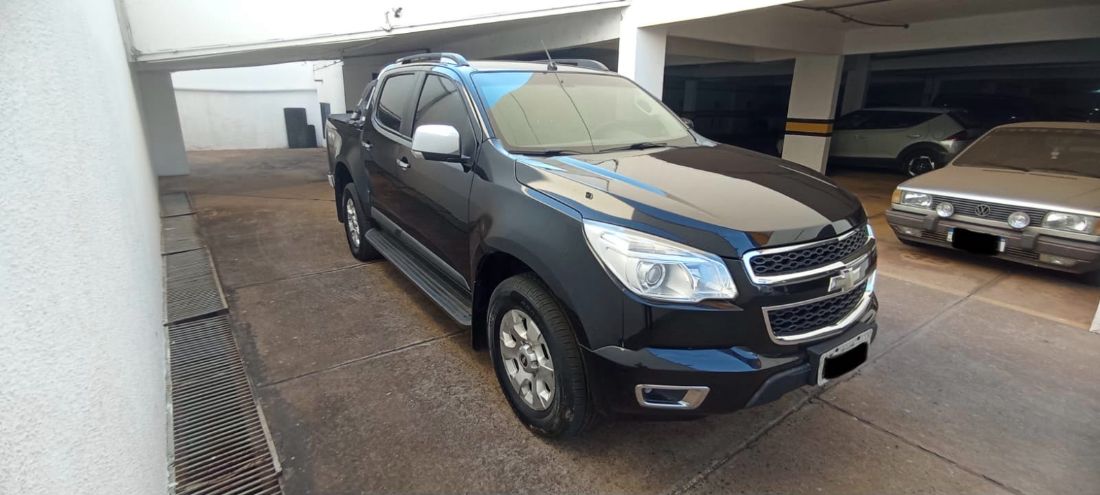 CHEVROLET/GM S10 LTZ CD 2.8 4x4 TDI Automático Diesel 2012/2013 — foto 2 de 11
