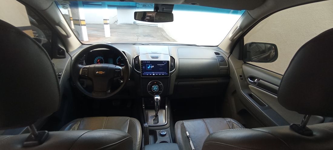 CHEVROLET/GM S10 LTZ CD 2.8 4x4 TDI Automático Diesel 2012/2013 — foto 6 de 11