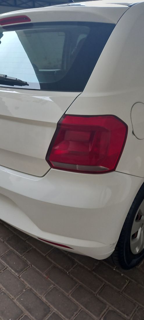 Volkswagen Gol City 1.0 Total 4P Flex 2017/2017 — foto 3 de 13